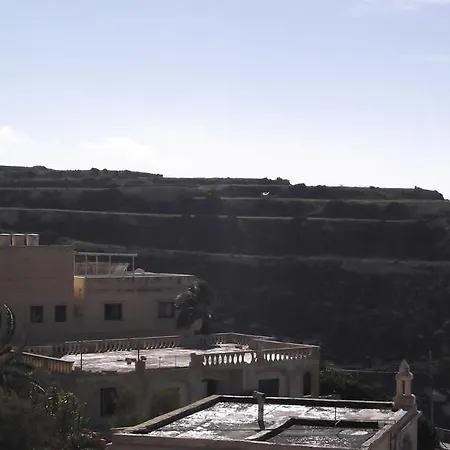 Hideaway Flats Apartment Xlendi Room photo